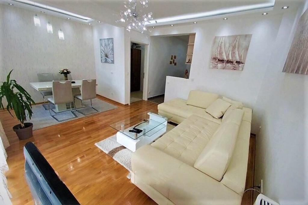 Apartment Joy Белград Екстериор снимка